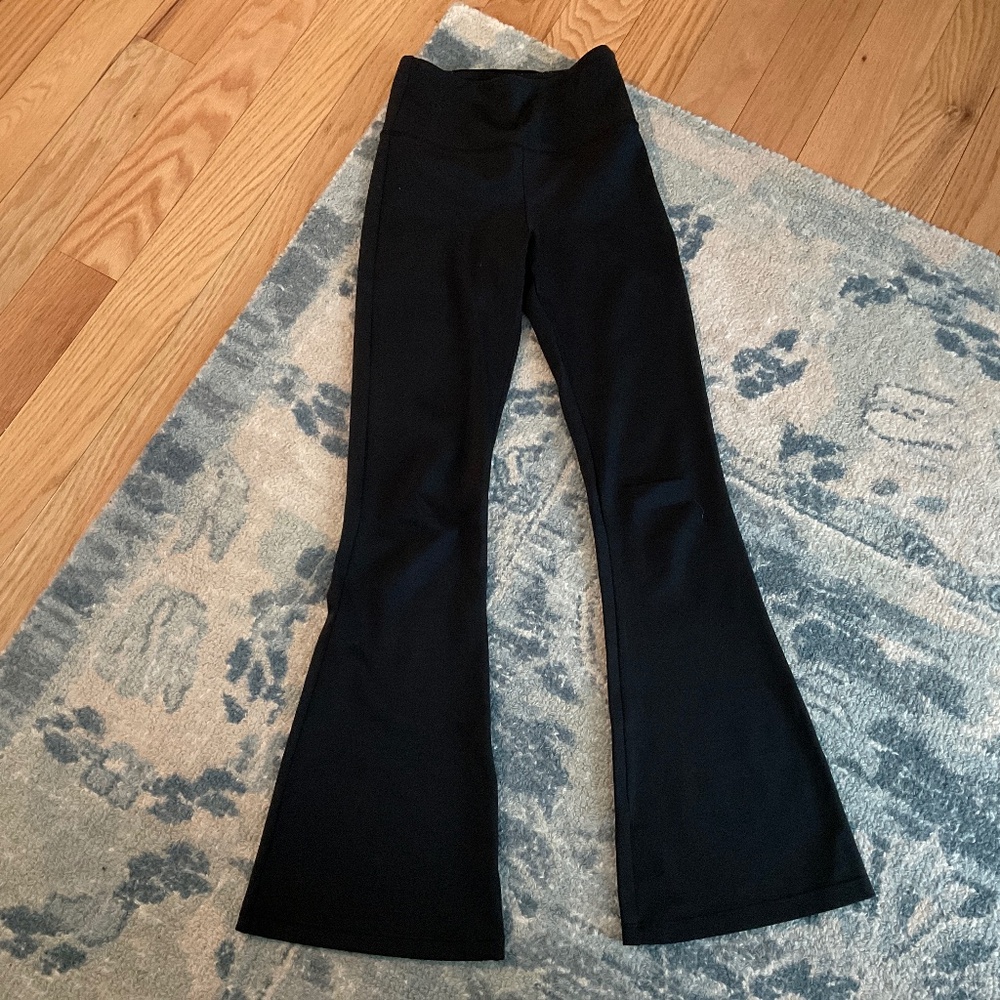 Women’s Zyia Flare Leg Black Legging 0